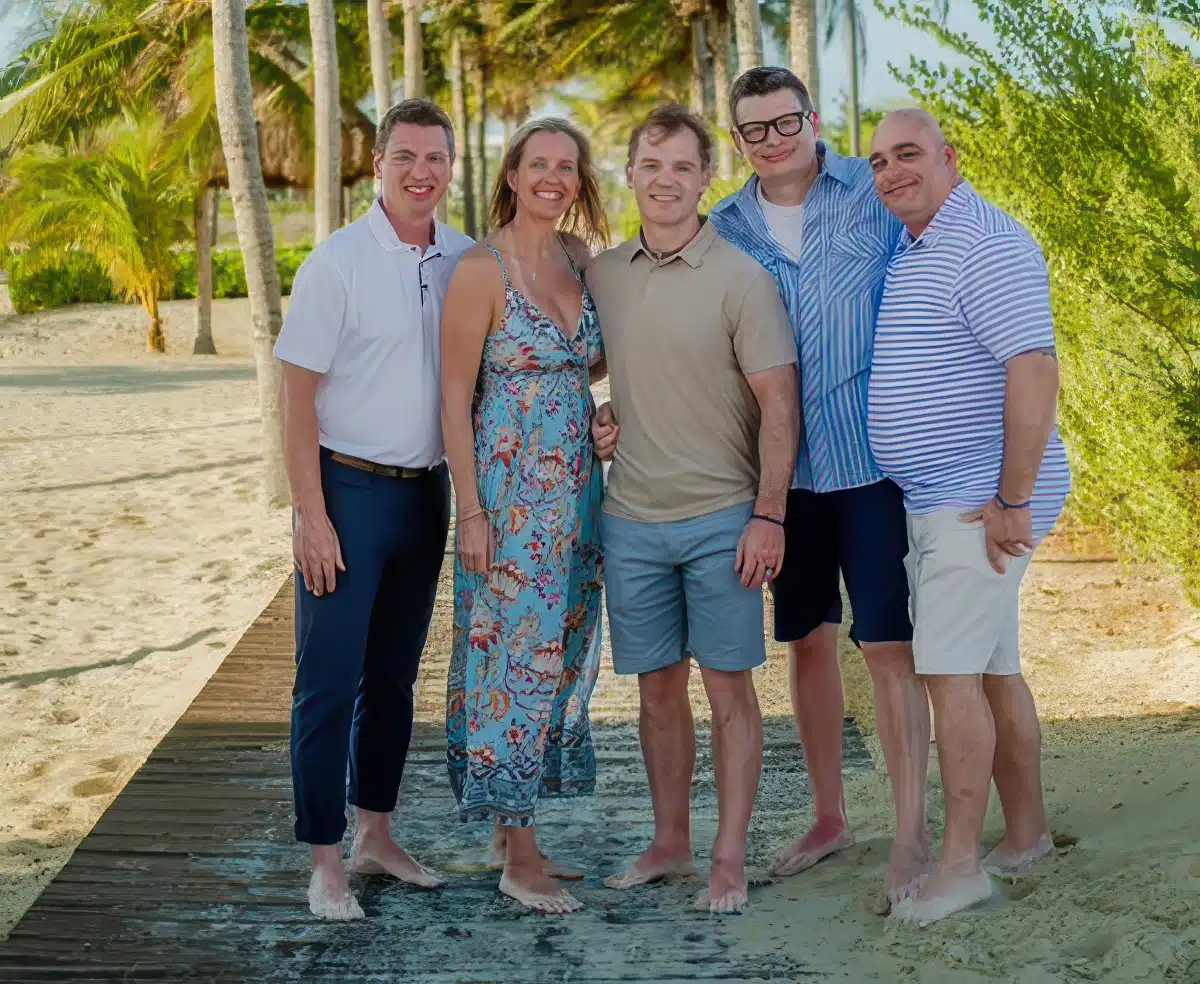 The Divine Team In Cancun
