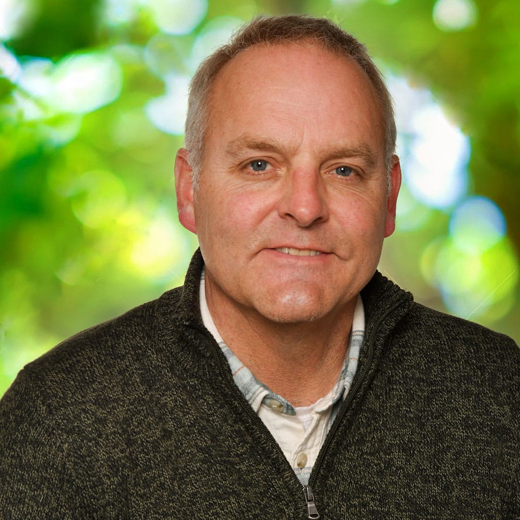 Mark Peterson Headshot